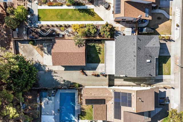 36055 Easterday Way, Fremont CA: https://media.crmls.org/mediaz/482883b6-5f47-4cd0-b82d-7acfb453f91a.jpg