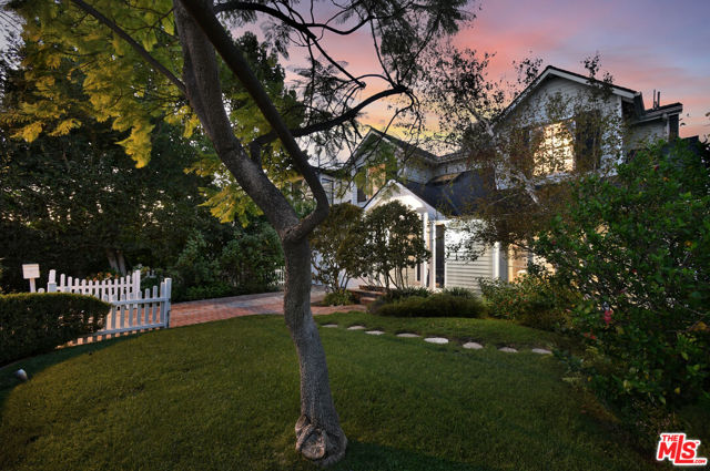 12359 Califa Street photo 12