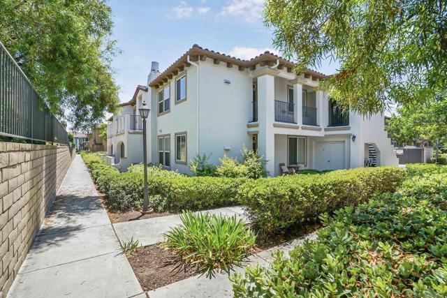 10850 Serafina Ln, San Diego, California 92128, 2 Bedrooms Bedrooms, ,2 BathroomsBathrooms,Condominium,For Sale,Serafina Ln,240017754SD