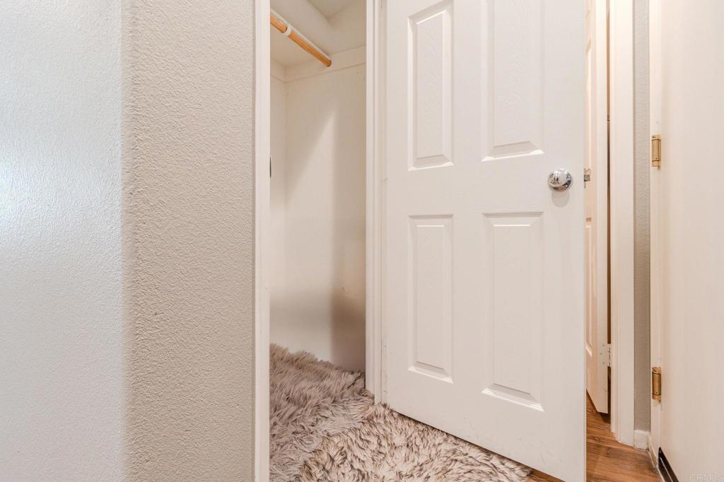 https://media.crmls.org/mediaz/482acb21-7710-4229-9541-9f02be9c4ee9.jpg?preset=X-Large