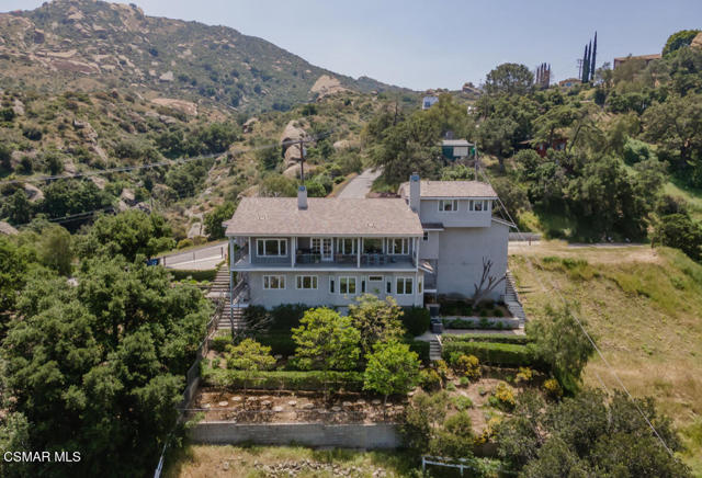 1029 Alta Vista Road, Simi Valley CA: https://media.crmls.org/mediaz/482b198a-8bbc-42db-847f-ff917ef7b667.jpg