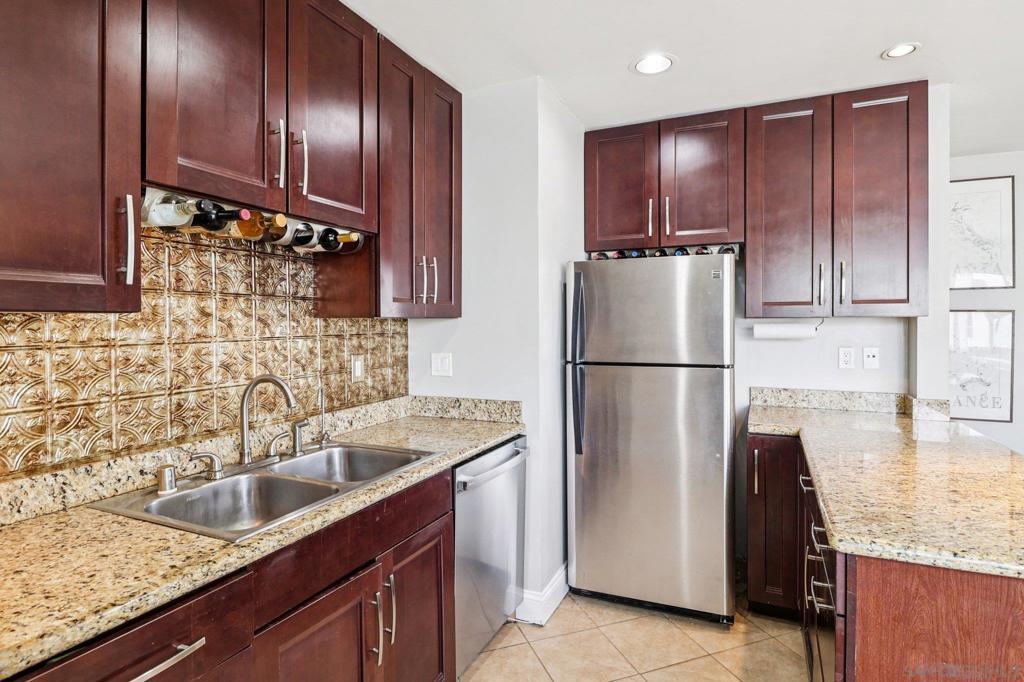 2266 Grand - photo 9