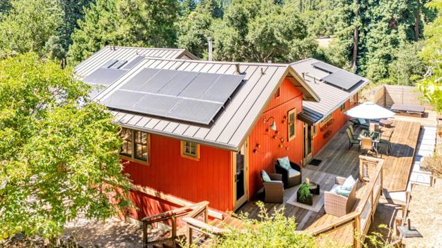 17900 China Grade Road, Boulder Creek CA: https://media.crmls.org/mediaz/482e737c-8ddb-43e4-bba6-6c390258a13f.jpg