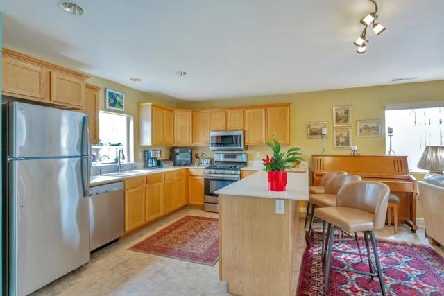 1336 Luxton Street, Seaside CA: https://media.crmls.org/mediaz/482f308e-2fcd-4bdc-a992-f71cebc72995.jpg