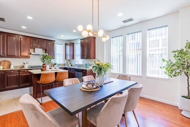 227 Peppermint Tree Terrace, Sunnyvale CA: https://media.crmls.org/mediaz/48307dbc-9e8d-4b87-9204-07f7a6899975.jpg
