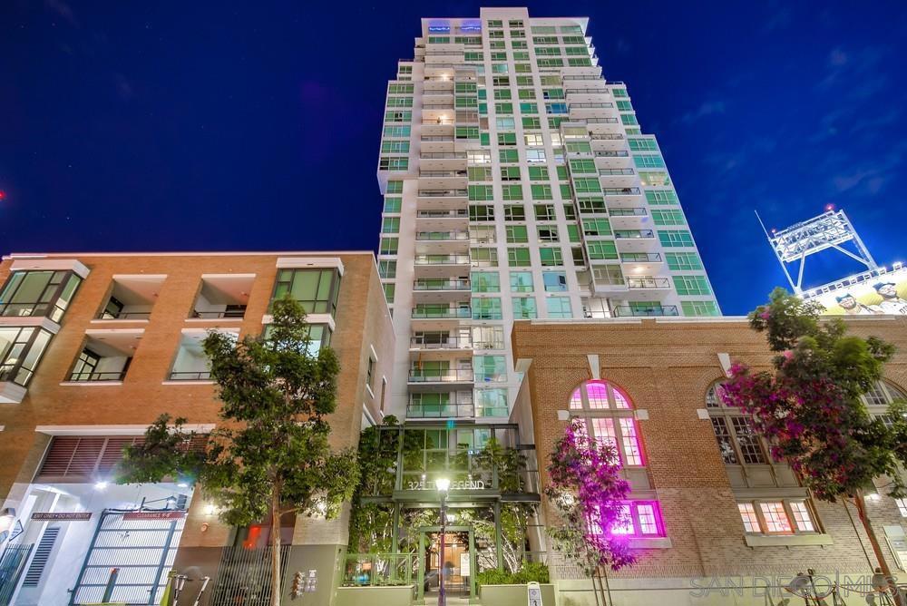 325 7th Ave - photo 4