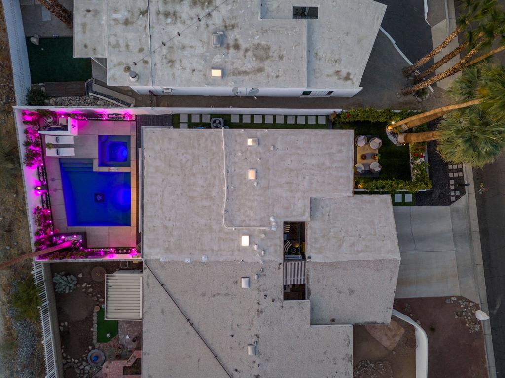 https://media.crmls.org/mediaz/48318502-fb6d-466c-aed5-e3af5b29e370.jpg?preset=X-Large
