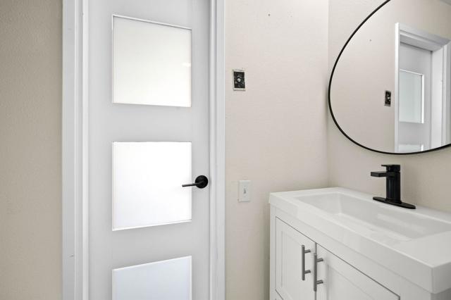 43419 Deglet Noor Street, Indio CA: https://media.crmls.org/mediaz/4831949b-425c-4696-8a1f-b26dc04daf7c.jpg