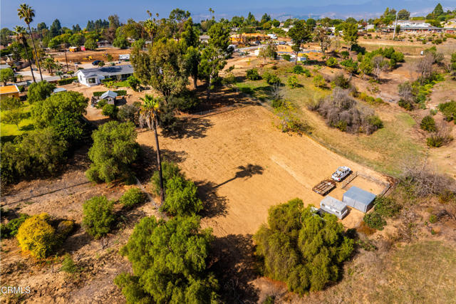 34 Vientos Road, Camarillo CA: https://media.crmls.org/mediaz/4832ddf3-4cc6-4adf-a70c-8172f8678d74.jpg