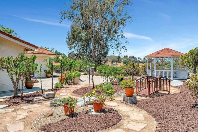 5623 JOCKEY WAY, Bonita CA: https://media.crmls.org/mediaz/4834229a-6e9b-45b1-aa0b-c427301d7b58.jpg