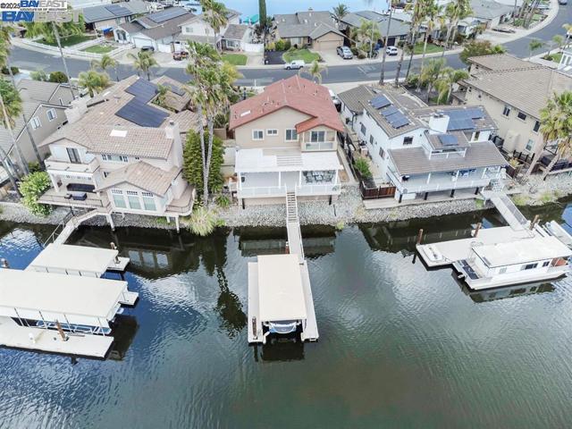 4892 South Pt, Discovery Bay CA: https://media.crmls.org/mediaz/4835862d-943c-472a-9ba7-8e0a108b49ab.jpg