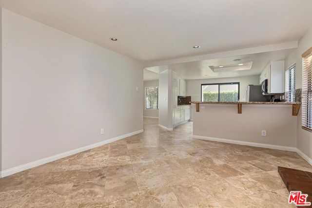 26816 Cactus Trail, Agoura Hills CA: https://media.crmls.org/mediaz/483a524e-74c2-4a60-b793-89507e2414db.jpg