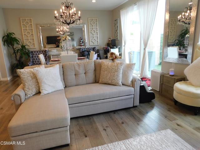 249 Morro Way, Simi Valley CA: https://media.crmls.org/mediaz/483a8eaa-ed97-4fd3-aca7-e8d1825023c5.jpg