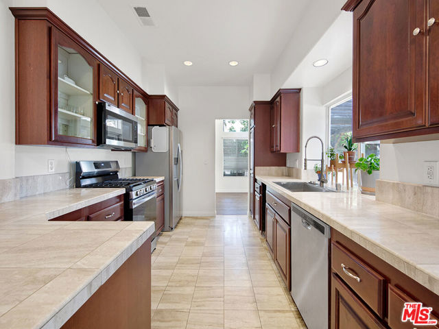 4713 Rhapsody Drive photo 7