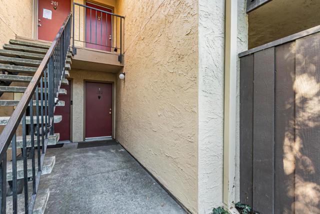 259 N Capitol Avenue, San Jose CA: https://media.crmls.org/mediaz/483c9f92-d94f-48b3-bcb7-ea2854f43d9b.jpg
