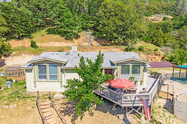 3698 Braden Road, Camino CA: https://media.crmls.org/mediaz/483d718f-29cb-4b27-b367-c7f8640a2257.jpg