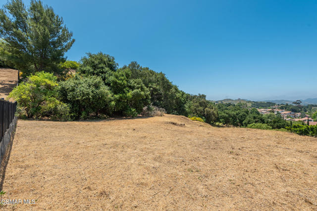 0 Silas Ln Lane, Newbury Park CA: https://media.crmls.org/mediaz/483d7522-5740-45b2-9012-6872a33b9e11.jpg