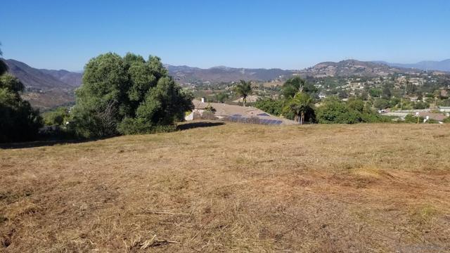 0 Knoll Park Ln, Fallbrook CA: https://media.crmls.org/mediaz/483f661b-0526-4193-9208-f4916811a008.jpg