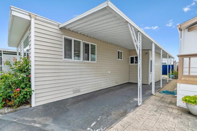1555 Merrill Street, Santa Cruz CA: https://media.crmls.org/mediaz/483f840b-f3ee-4bc6-9c48-8410221fa70d.jpg