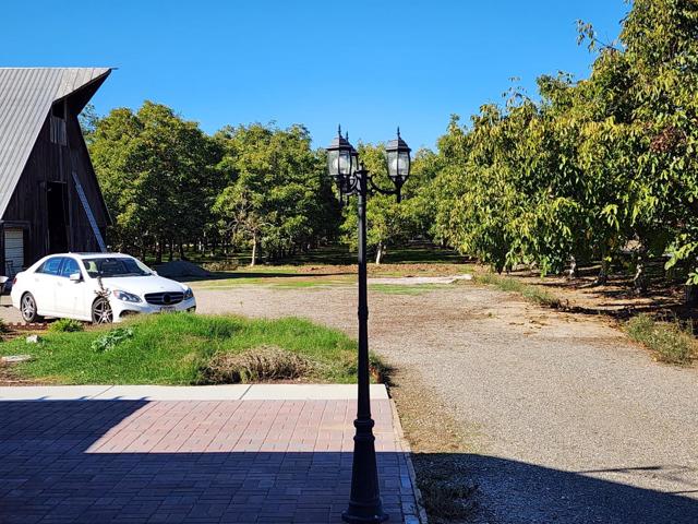 3719 N Hart Road, Modesto CA: https://media.crmls.org/mediaz/4841b1b5-3f1d-4cc6-84dc-a1e8876fefe7.jpg