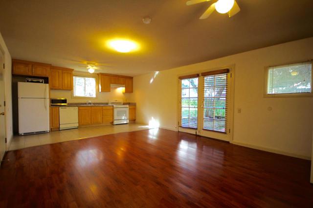 19 S Delaware Street, San Mateo CA: https://media.crmls.org/mediaz/4842a7c5-448a-4238-8b56-dc09ed6e1fd4.jpg
