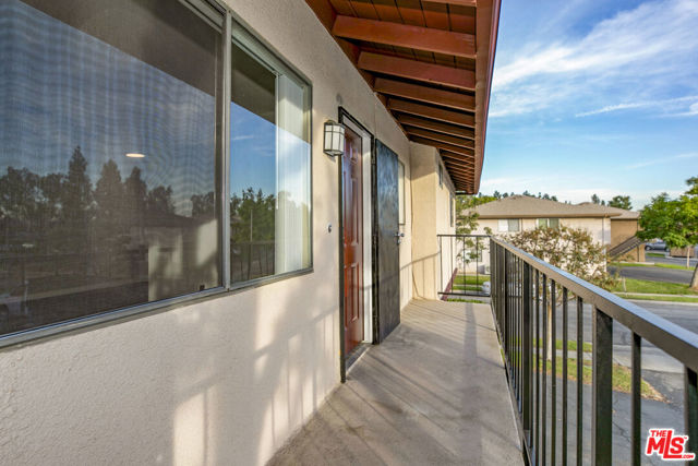 1102 W Calle Del Sol, Azusa CA: https://media.crmls.org/mediaz/4843897c-ac12-48fd-bc83-ae0fb73e9767.jpg