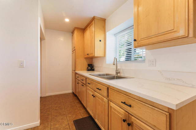 Detail Gallery Image 8 of 22 For 10420 Adel Way, Whittier,  CA 90604 - 4 Beds | 2 Baths