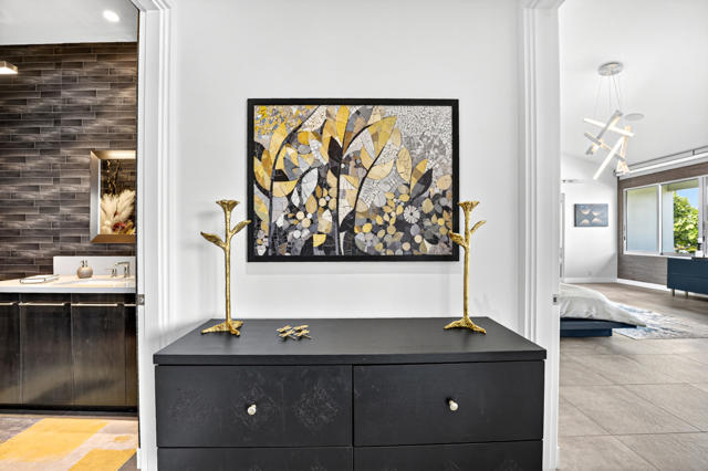 49120 Sunrose Lane, Palm Desert CA: https://media.crmls.org/mediaz/484655db-f38d-435a-95c6-58d42936a443.jpg