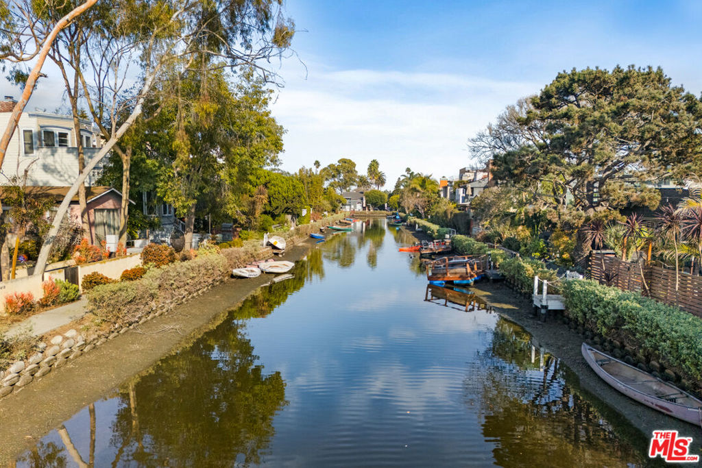 4846F7Ce 991A 41A3 8C24 C97642C113Ad 416 Sherman Canal, Venice, Ca 90291 &Lt;Span Style='BackgroundColor:transparent;Padding:0Px;'&Gt; &Lt;Small&Gt; &Lt;I&Gt; &Lt;/I&Gt; &Lt;/Small&Gt;&Lt;/Span&Gt;