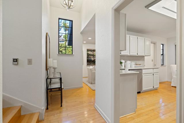 2851 San Juan Boulevard, Belmont CA: https://media.crmls.org/mediaz/4849bc42-7762-4af8-9983-ab0841781719.jpg