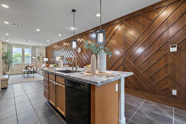 1090 California Circle, Milpitas CA: https://media.crmls.org/mediaz/484b0945-eb54-4f77-91eb-0a7b1c329eac.jpg