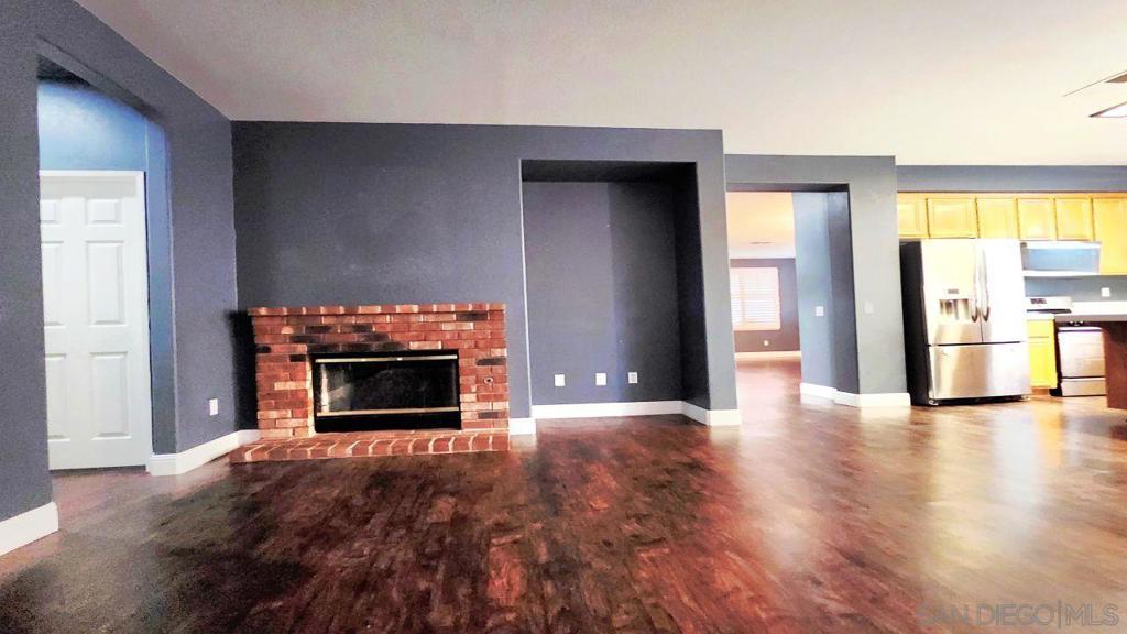 MLS #250045017SD image #29