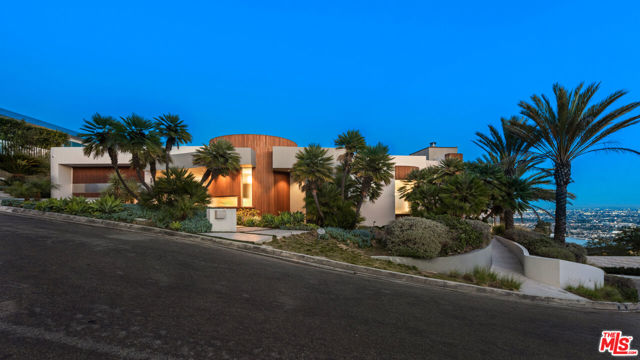 Drew Fenton | 9305 Nightingale Drive Los Angeles CA | MLS: 7240240