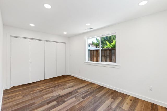 616 Redwood Ave, Redwood City CA: https://media.crmls.org/mediaz/484c5254-51e4-4b72-b471-896a62cfa200.jpg