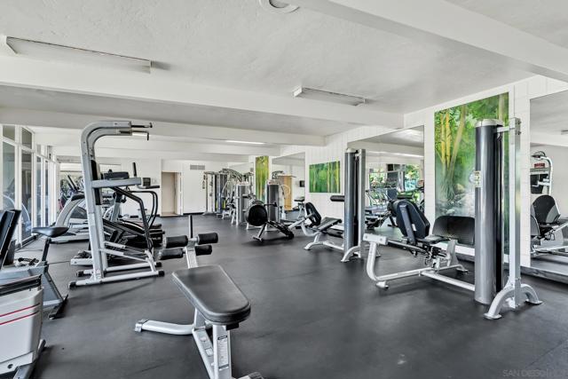 3050 Rue D'Orleans, San Diego CA: https://media.crmls.org/mediaz/484c6426-abb4-48b0-89ff-bea0b9a6b7e9.jpg