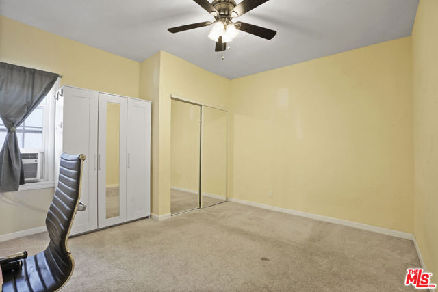 3852 Woolwine Drive, Los Angeles CA: https://media.crmls.org/mediaz/484d1144-edc9-4524-bcdf-0769445f48b8.jpg