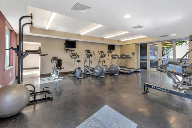 912 Campisi, Campbell CA: https://media.crmls.org/mediaz/484d7029-8064-4554-9e6b-ed31e410ab64.jpg