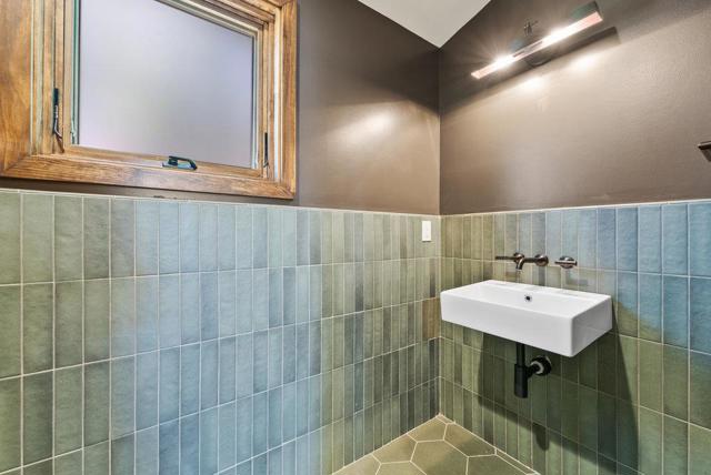 334 Anchorage Avenue, Santa Cruz CA: https://media.crmls.org/mediaz/484e1a46-db07-4fef-a20d-3ef541a5079f.jpg