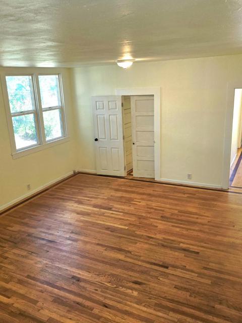 129 Broadway, Jackson CA: https://media.crmls.org/mediaz/484f3429-8252-400f-87f2-5a733b085dd5.jpg