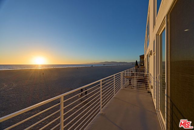 4403 Ocean Front Walk, 205 photo 4