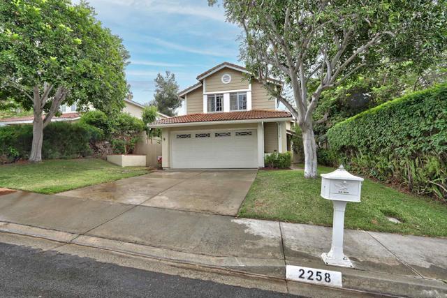 2258 Charise St, Escondido CA: https://media.crmls.org/mediaz/484fd260-a950-44df-8e6d-e6c9ba17cd1a.jpg