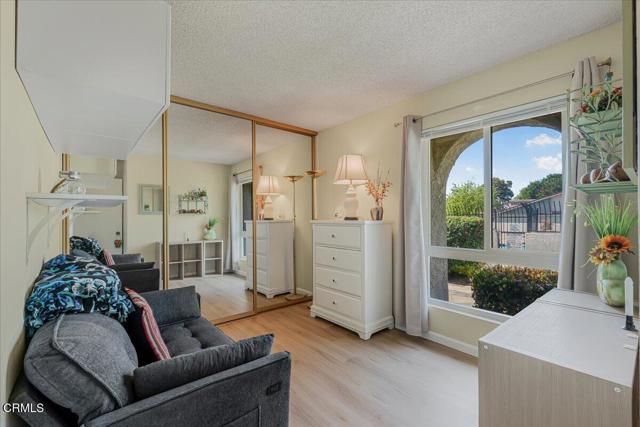 Detail Gallery Image 24 of 39 For 550 Holly Ave, Oxnard,  CA 93036 - 3 Beds | 2 Baths