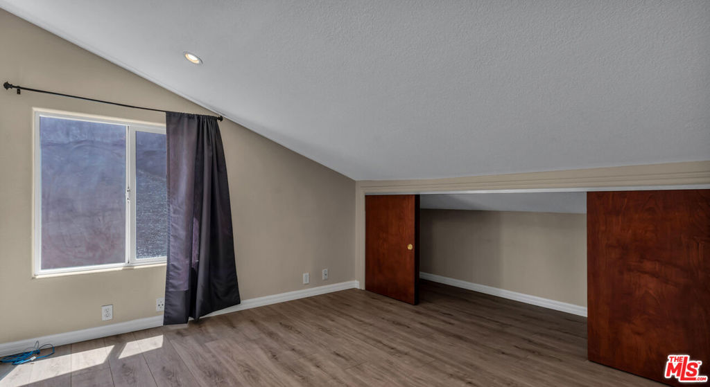 MLS #25543671 img 19