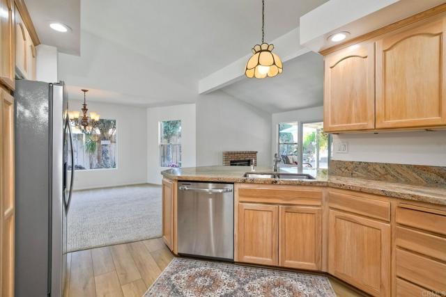 5261 Hubbert Street, Oceanside CA: https://media.crmls.org/mediaz/4854760c-d89f-46cb-b195-dc5d38aa83eb.jpg