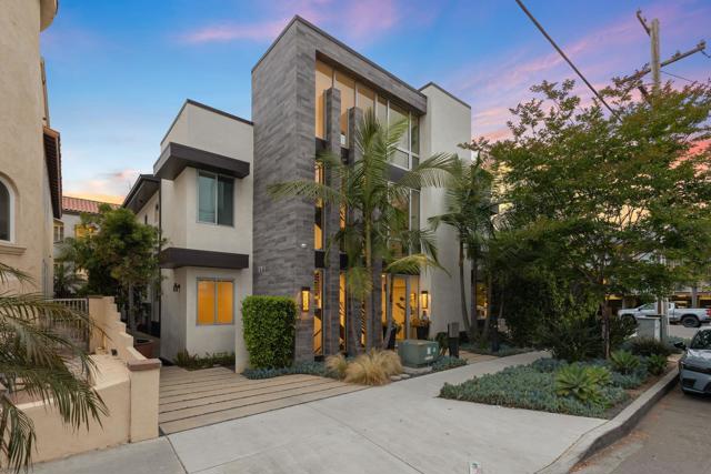 Details for 165 Pine Ave, Carlsbad, CA 92008