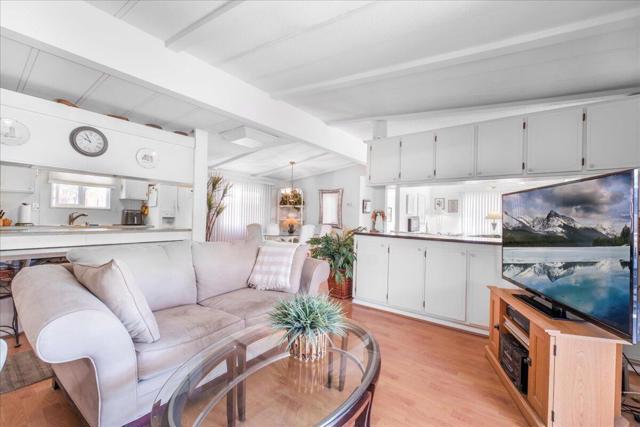 32857 Bloomfield Avenue, Thousand Palms CA: https://media.crmls.org/mediaz/4854d0f7-4762-49d0-bdcd-41221deb87aa.jpg