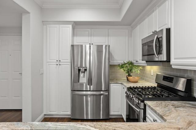Image 11 of 39 For 2778 Carlsbad Boulevard 201