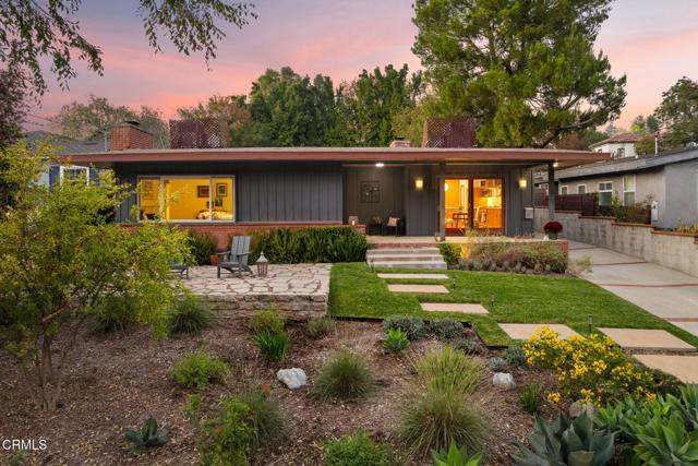 Detail Gallery Image 3 of 45 For 1025 Nithsdale Rd, Pasadena,  CA 91105 - 4 Beds | 3 Baths