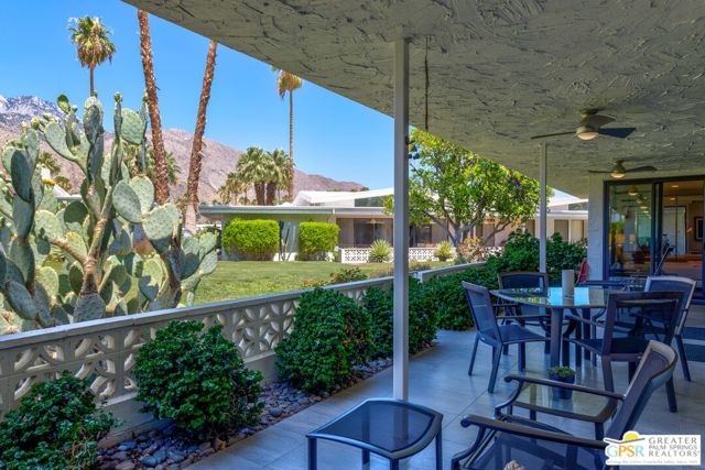 1566 Cabildo Circle, Palm Springs, CA 92264