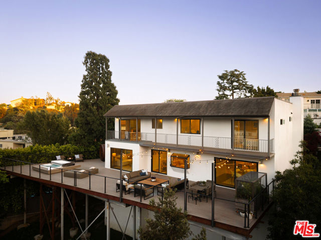 3360 Ley Drive, Los Angeles CA: https://media.crmls.org/mediaz/4856b1a7-83b9-4266-94c5-b87e1f2a725f.jpg